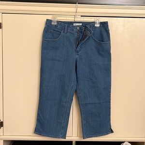 Lee by Riders Women's Capri Jeans